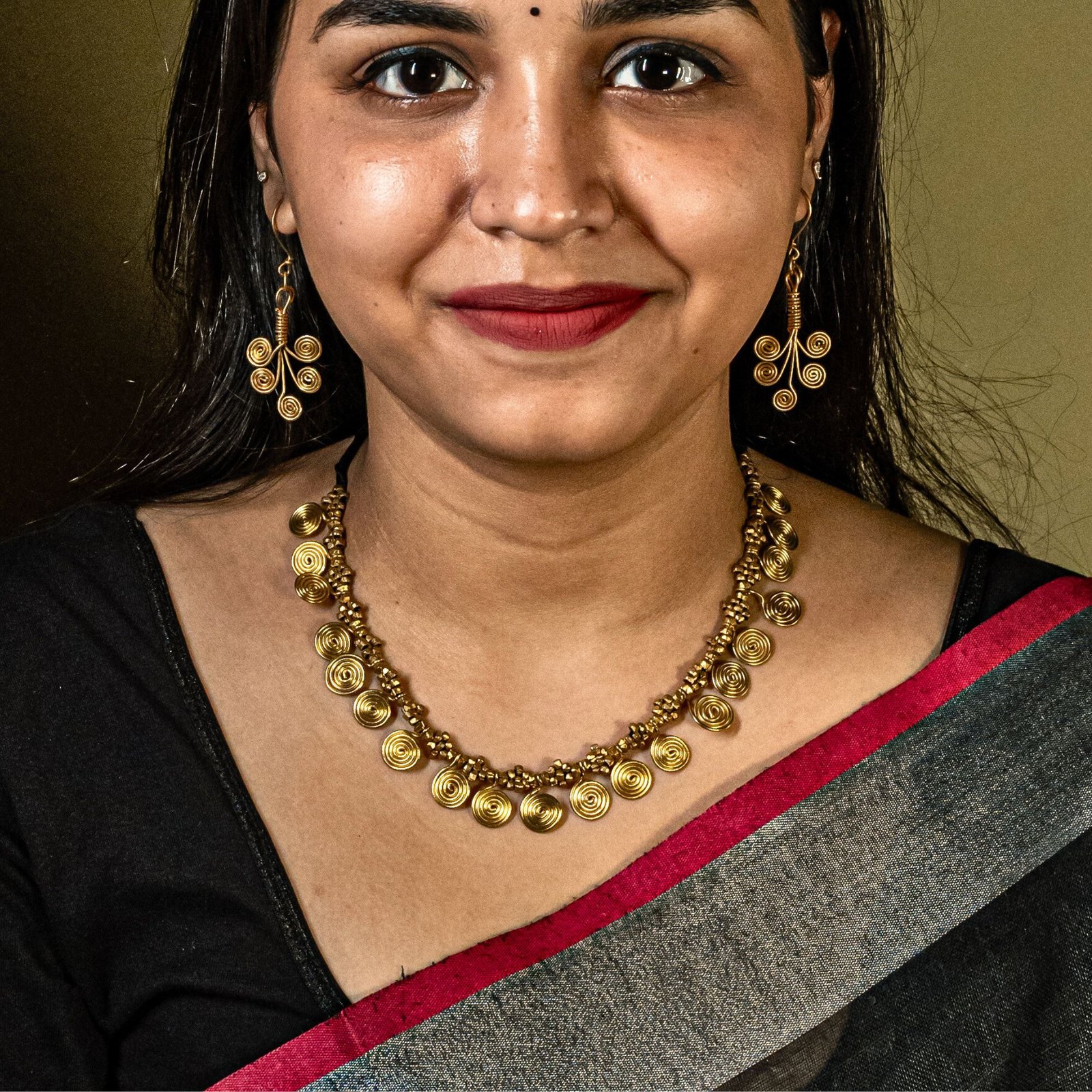 Handcrafted Odisha Tribal Dhokra Spiral Necklace with Earrings – Lalita