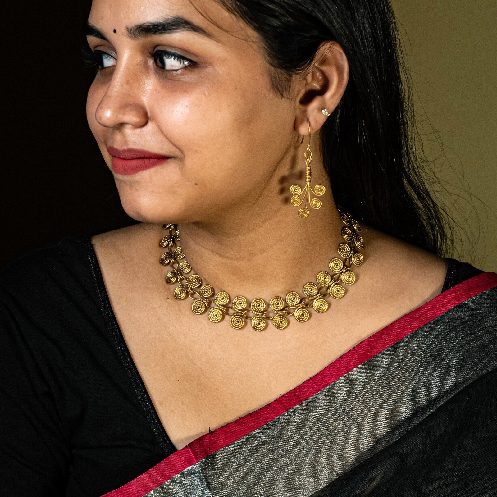 Handcrafted Odisha Tribal Classic Dhokra Necklace with earings  – Lalita